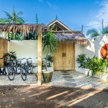 Villa Kelapa Kucing ギリ・アイル エクステリア 写真