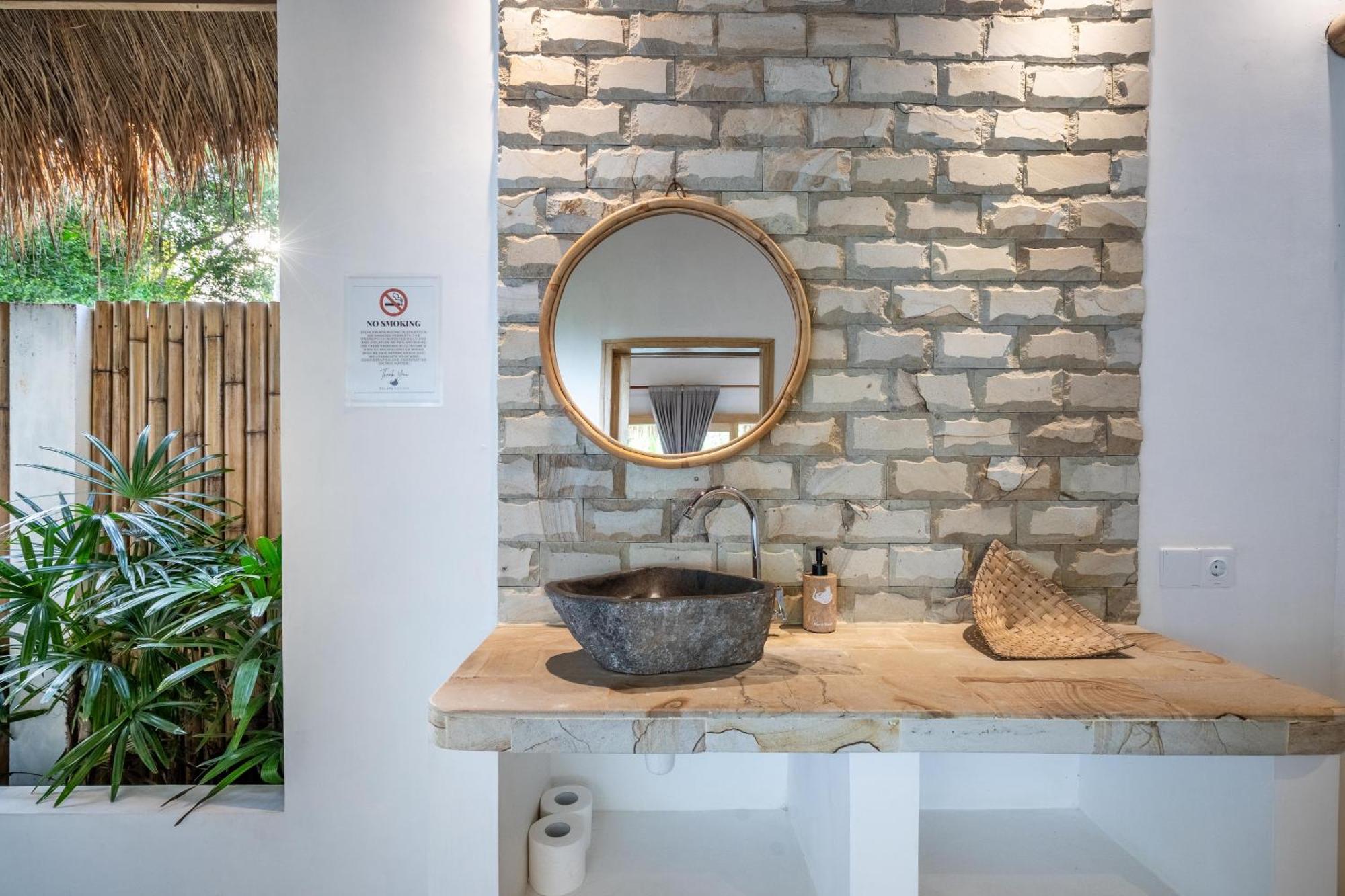 Villa Kelapa Kucing ギリ・アイル エクステリア 写真